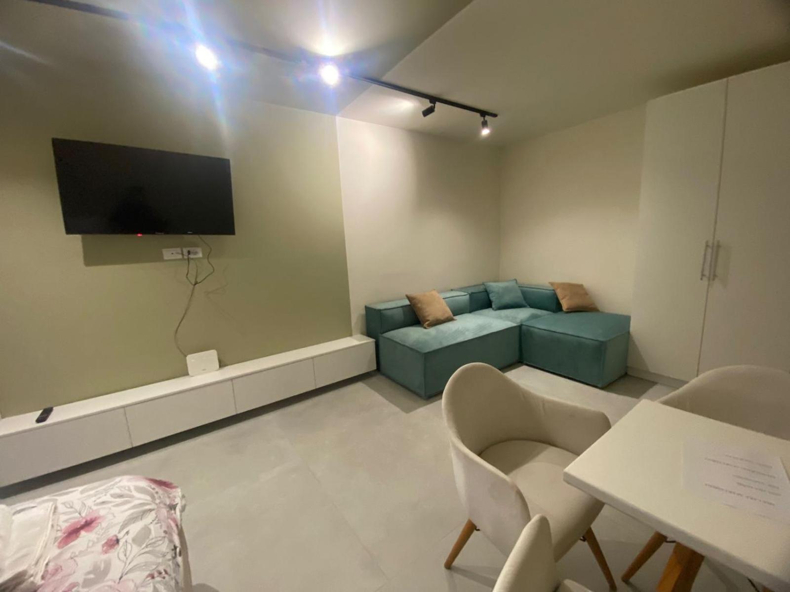 Mia Lake Apartament Tiranë Eksteriør bilde